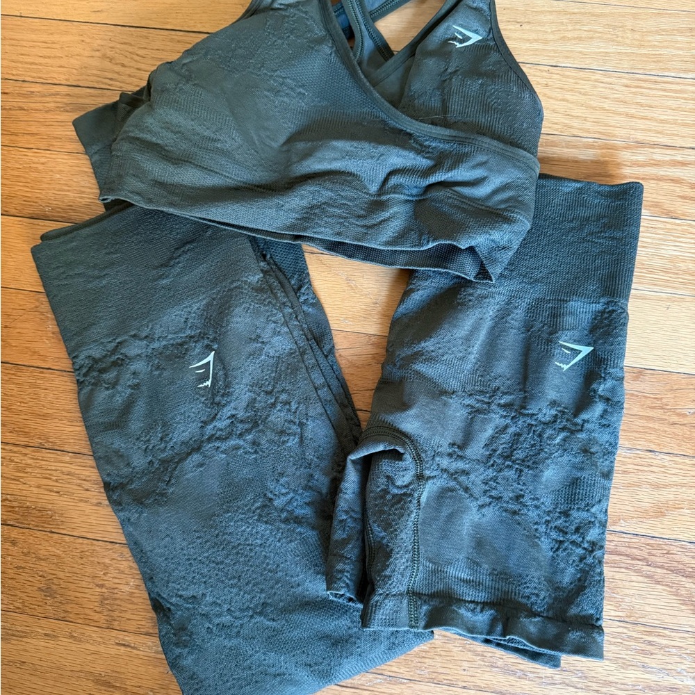 Gymshark Adapt Camo Olive Green Gymwear set. Bra, shorts and leggings. Small